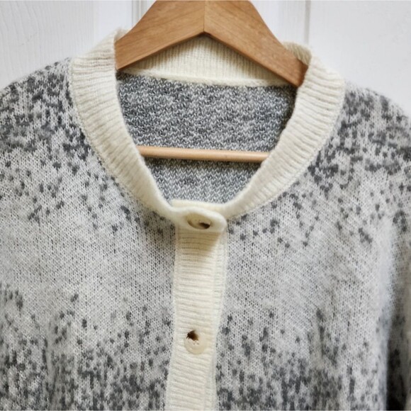 Dazy Sweater Womens S Gray Cream Mohair Blend Fluffy Knit Cardigan Button Boho - Picture 3 of 9